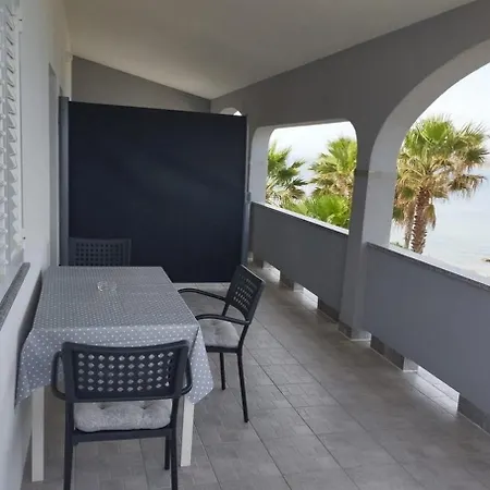 Apartamento By The Sea - 24566 *